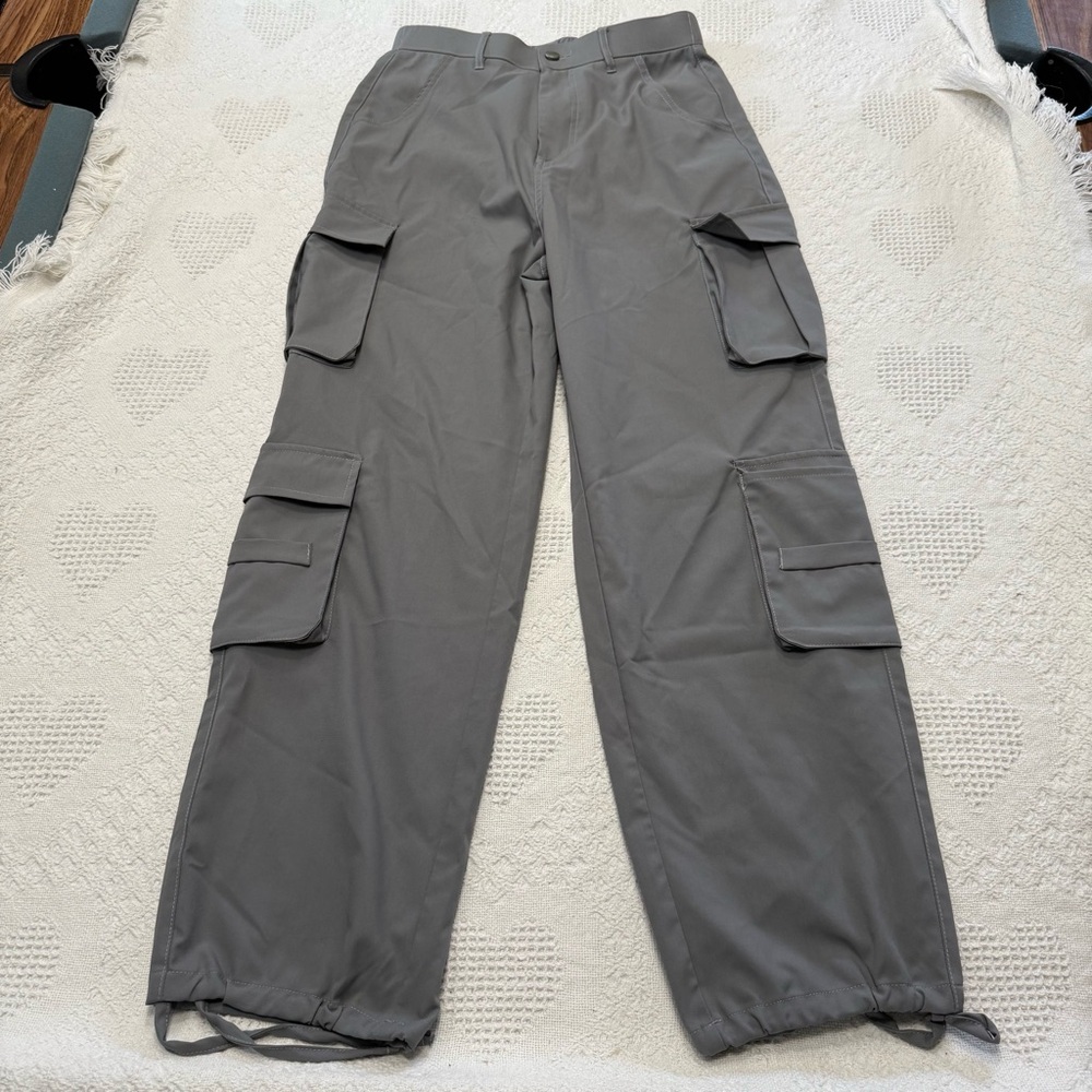 Amazon Lightweight Cargo Pants (L)
